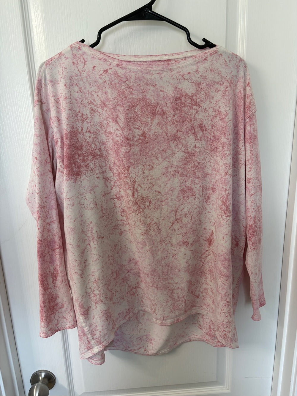 Lululemon Back in Action Long Sleeve Shirt Pink Splatter Savannah Size 8/M